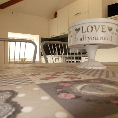 Appartamento Sissi, Romantico In Centro Levico Terme Bagian luar foto