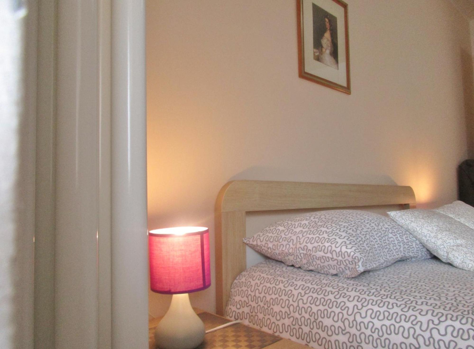 Appartamento Sissi, Romantico In Centro Levico Terme Bagian luar foto
